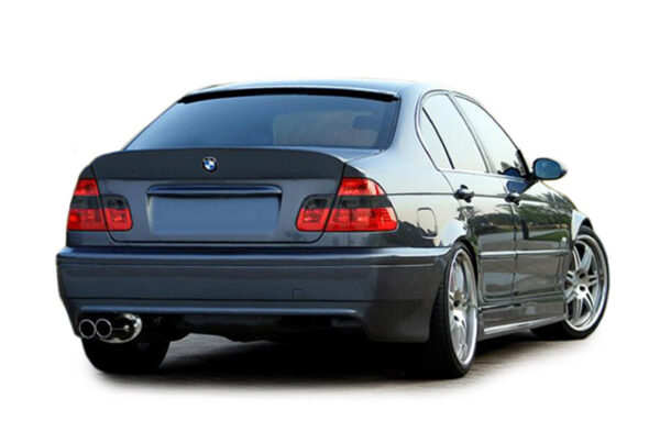 BMW E46 Sedan, röd gråa baklyktor