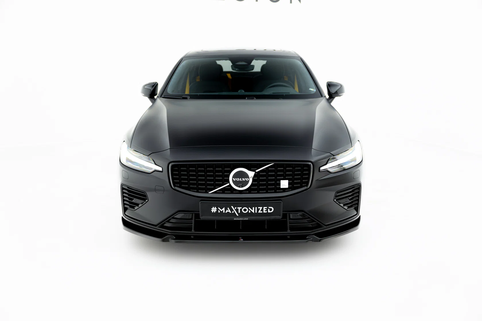 Volvo S60/V60 R–Design Mk3 Maxton Design främre spoiler - Bild 2